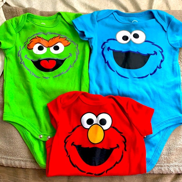 3 Brand New/Never Worn 3-6mo Sesame Street onesies - Picture 1 of 1